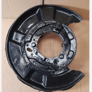celica st185 rear right brake dust cover